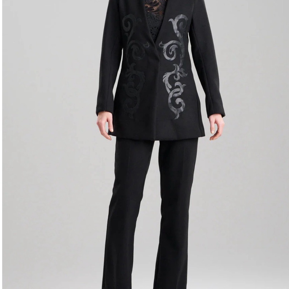 Natori Felt Embroidered Collarless Jacket